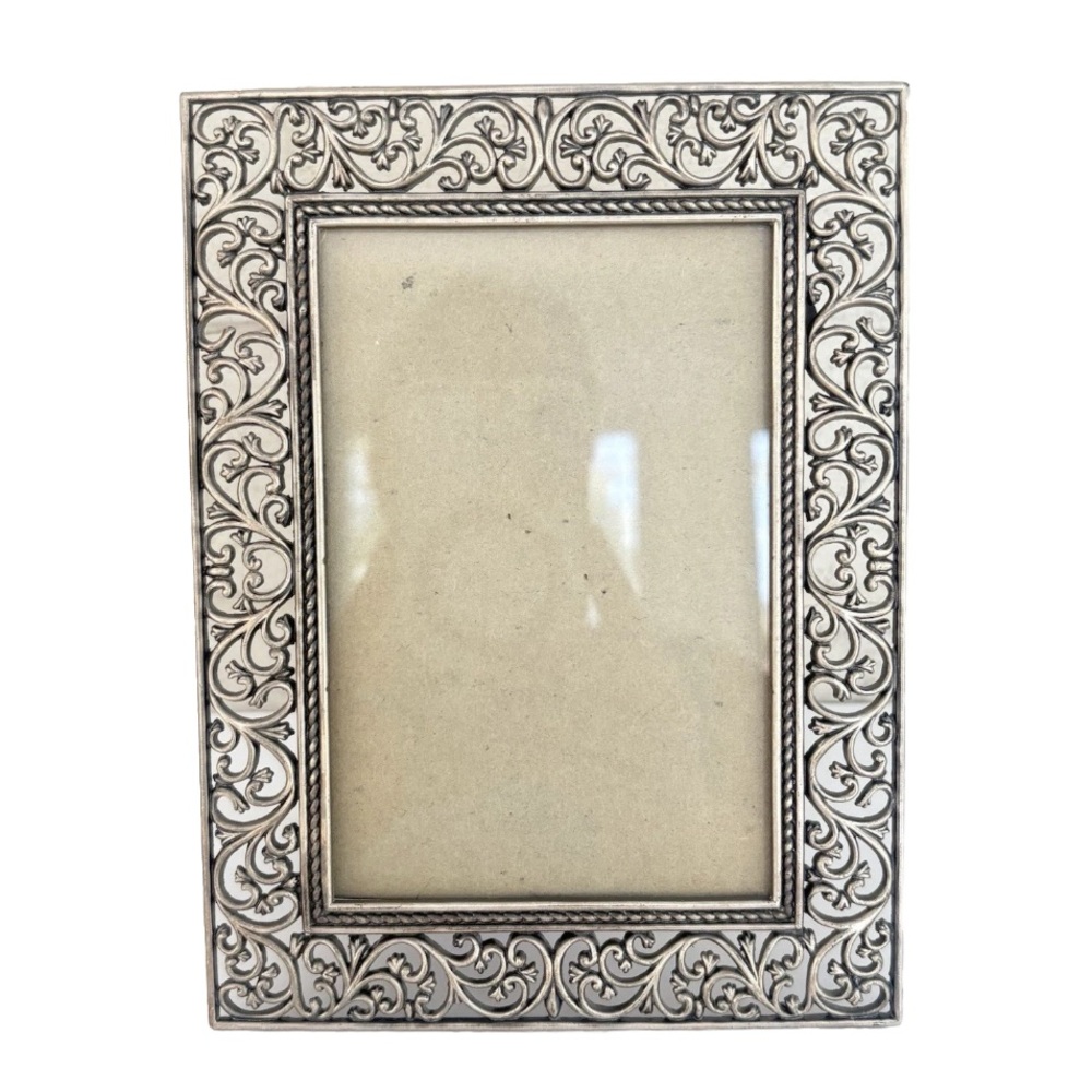 Elegant Silver Pewter Style Open Metal Work Ornate Photo Frame